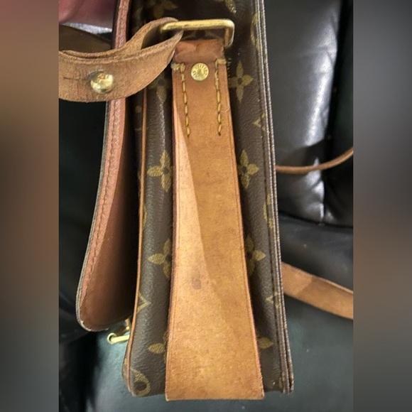 Louis Vuitton Monogram Cartouchiere GM - Picture 7 of 9